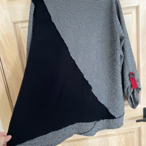 Ali Miles Plus size 2X. Shirt or light jacket. Like New Condition. - Picture 6 of 6